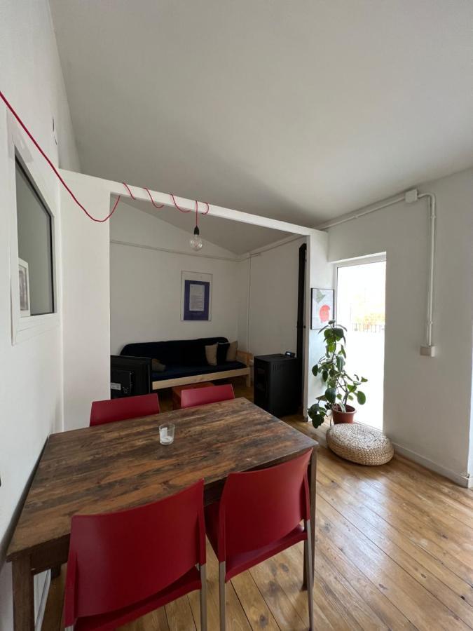 Alojamiento Con Encanto En Planta Superior Ideal Para Trabajo Y Escapadas Familiares En Montserrat Esparreguera المظهر الخارجي الصورة