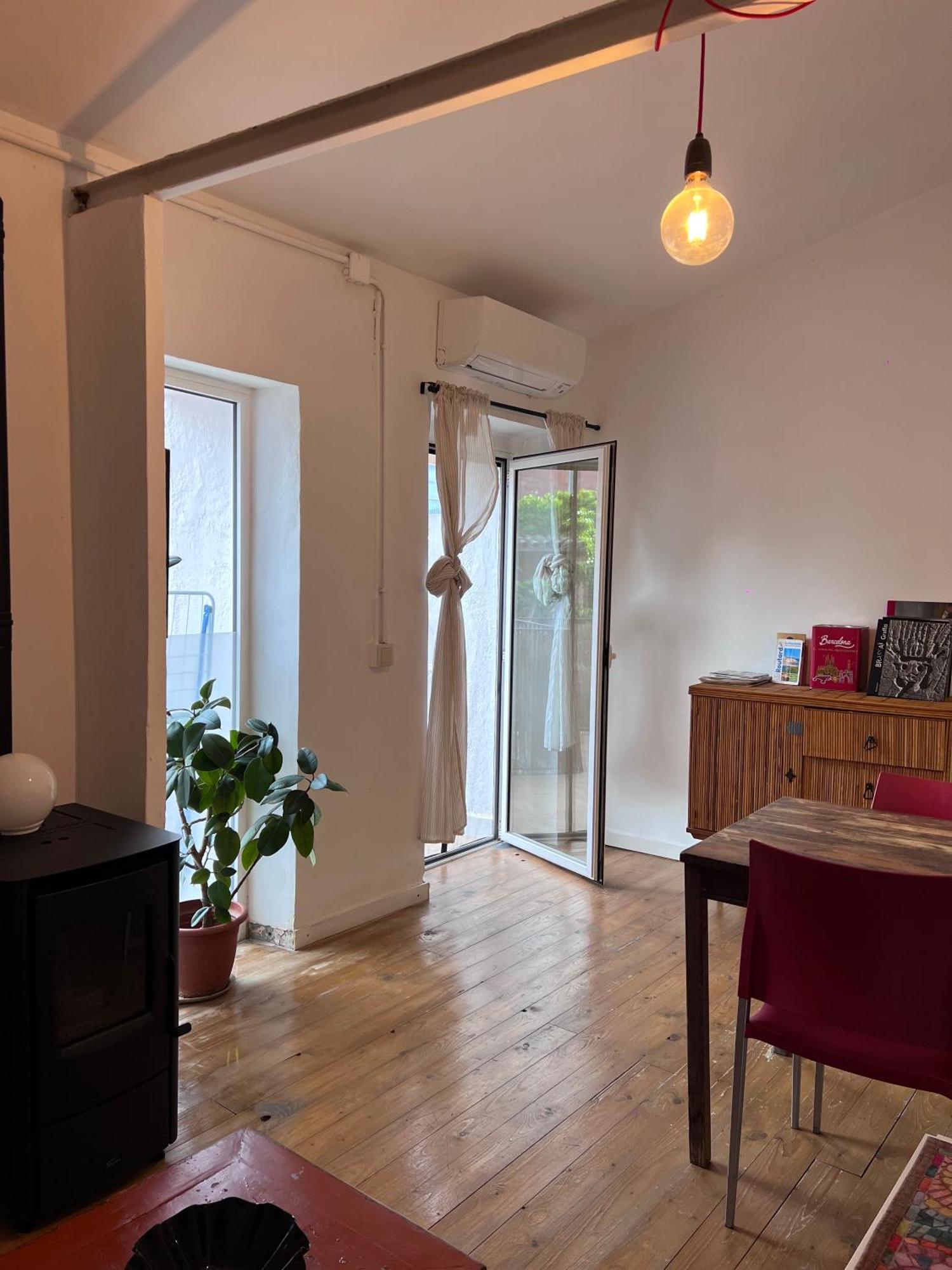 Alojamiento Con Encanto En Planta Superior Ideal Para Trabajo Y Escapadas Familiares En Montserrat Esparreguera المظهر الخارجي الصورة